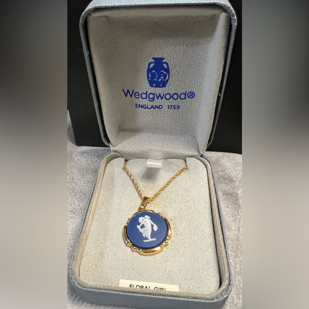 Wedgewood Nexklace